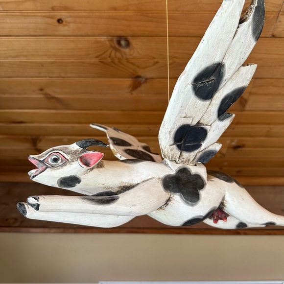 Balinese Carved Flying Cow Wood Spirit Guardian - Picture 2 of 16